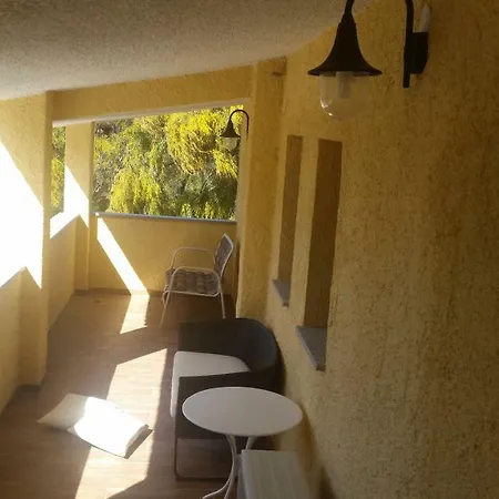 Calacaterinabay Bed and Breakfast